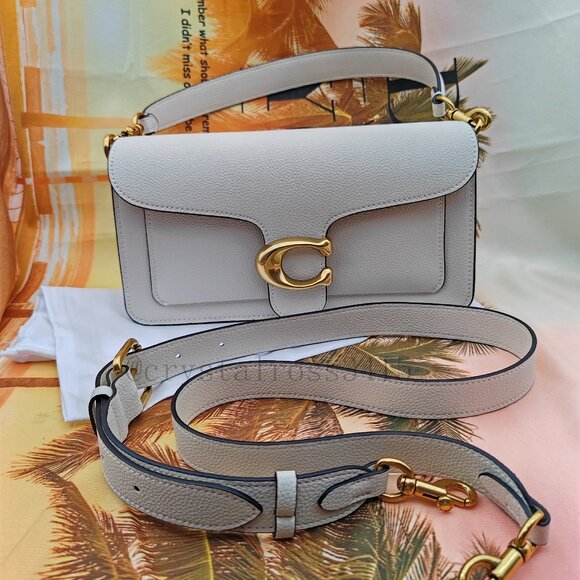 Tabby Coach Shoulder Bag 26 white - Picture 1 of 15